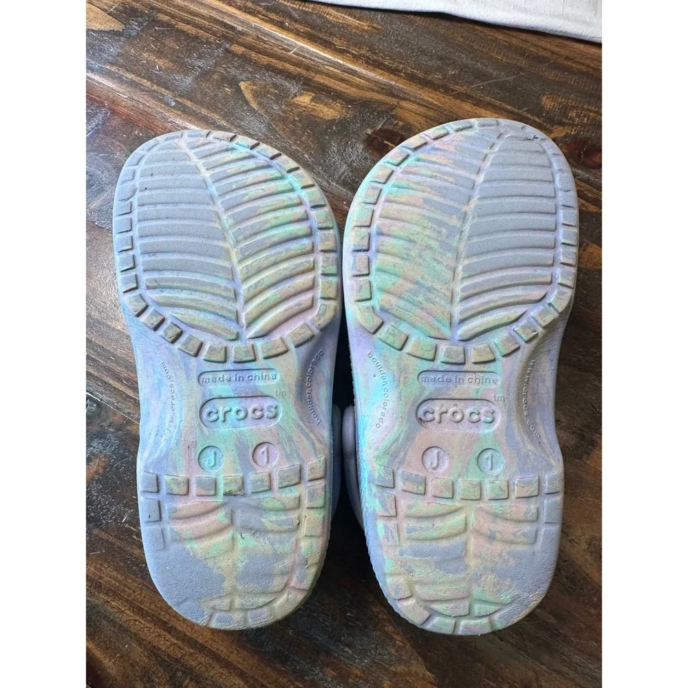 CROCS classic clogs